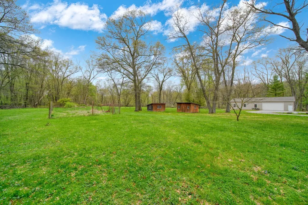 5576 S M 52 Stockbridge Township MI 49285