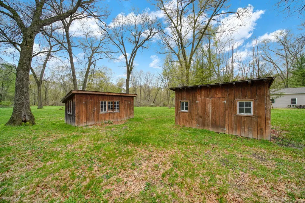 5576 S M 52 Stockbridge Township MI 49285