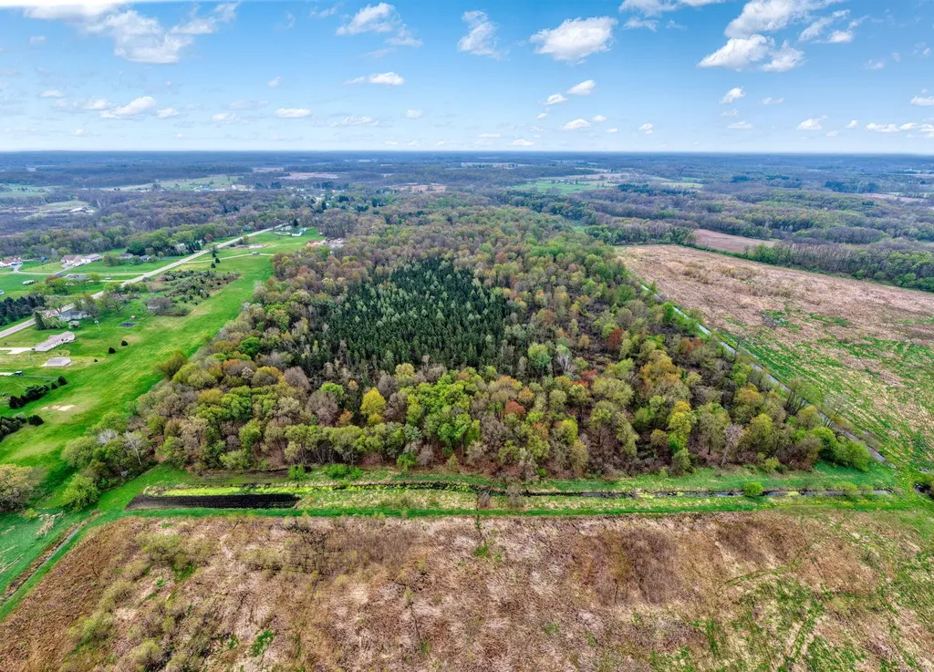 5576 S M 52 Stockbridge Township MI 49285