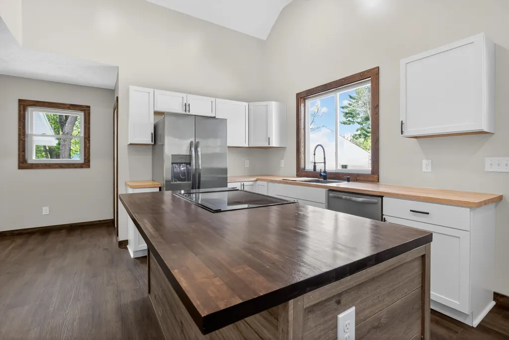 323 Grand Street Leoni Township MI 49254