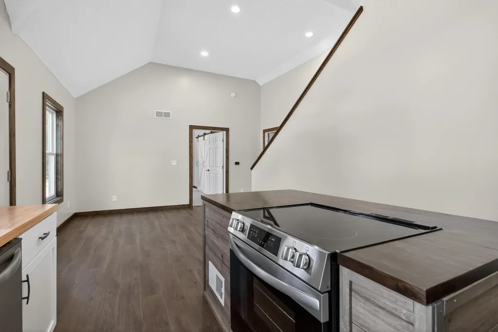 323 Grand Street Leoni Township MI 49254