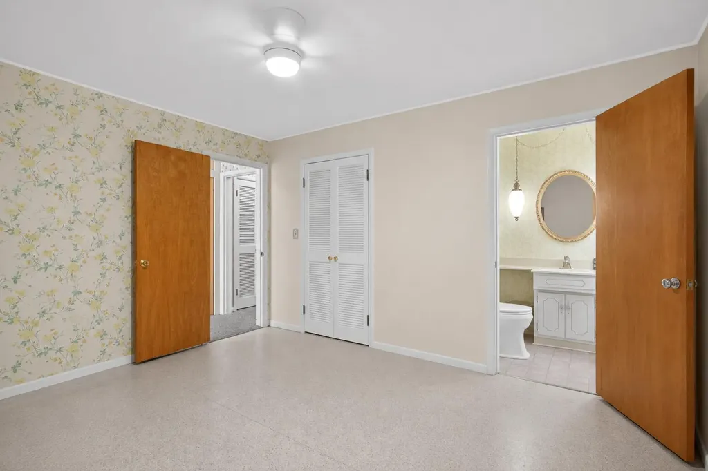 400 Outer Court Tecumseh City MI 49286