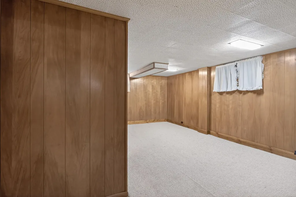 400 Outer Court Tecumseh City MI 49286