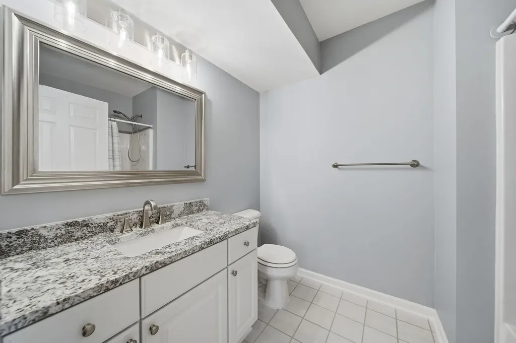 2738 S Knightsbridge Circle Ann Arbor City MI 48105