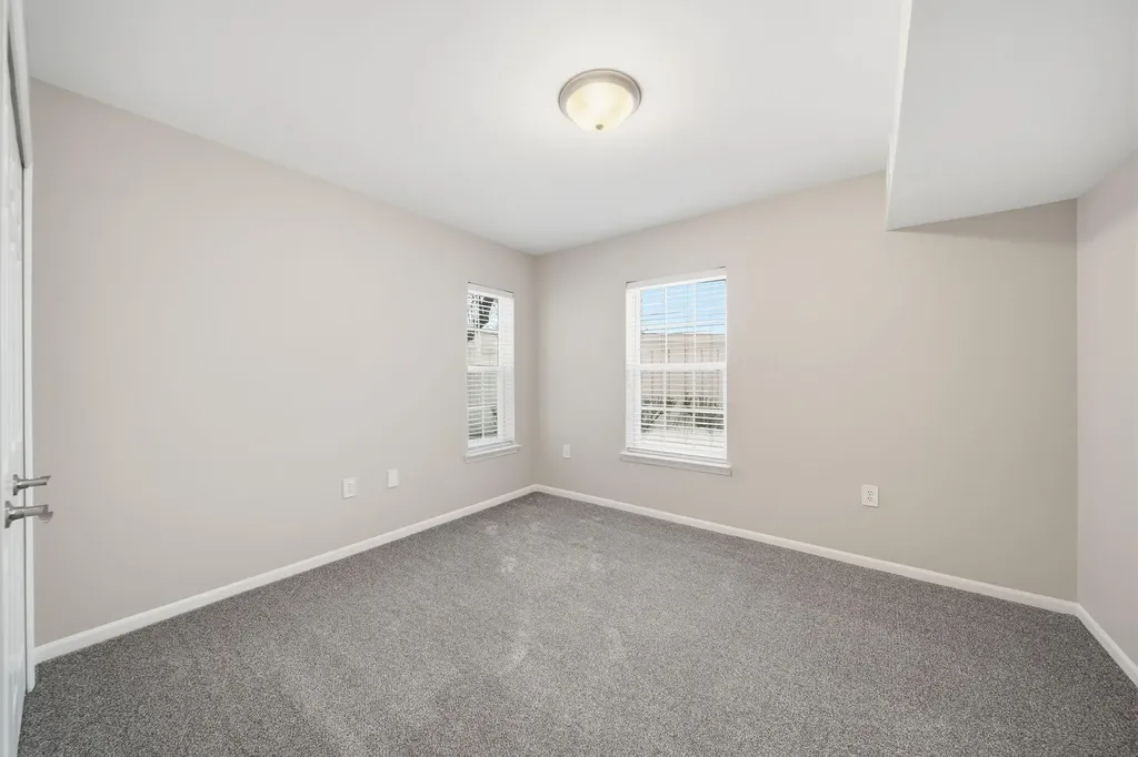 2738 S Knightsbridge Circle Ann Arbor City MI 48105