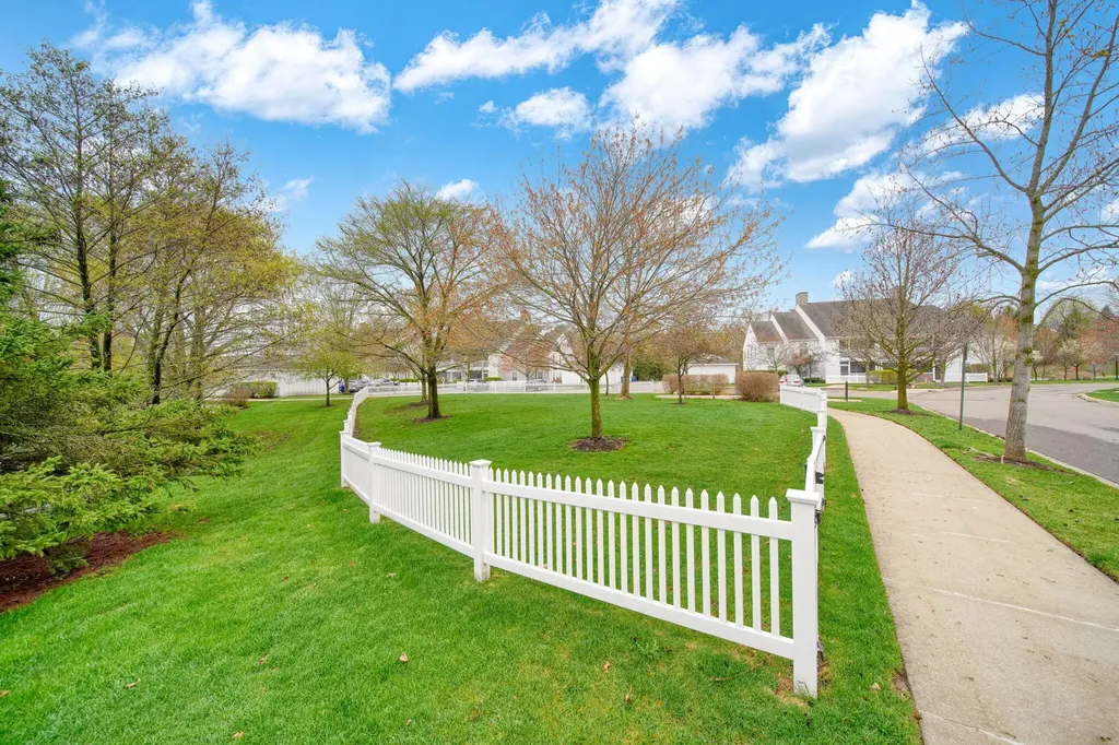 2738 S Knightsbridge Circle Ann Arbor City MI 48105