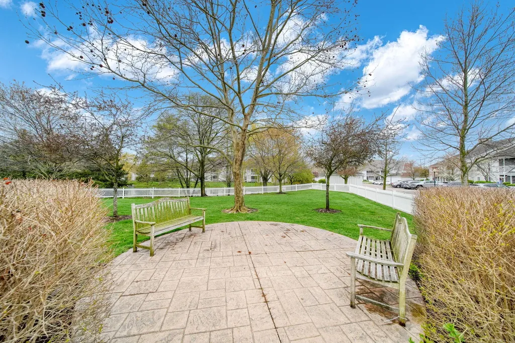 2738 S Knightsbridge Circle Ann Arbor City MI 48105