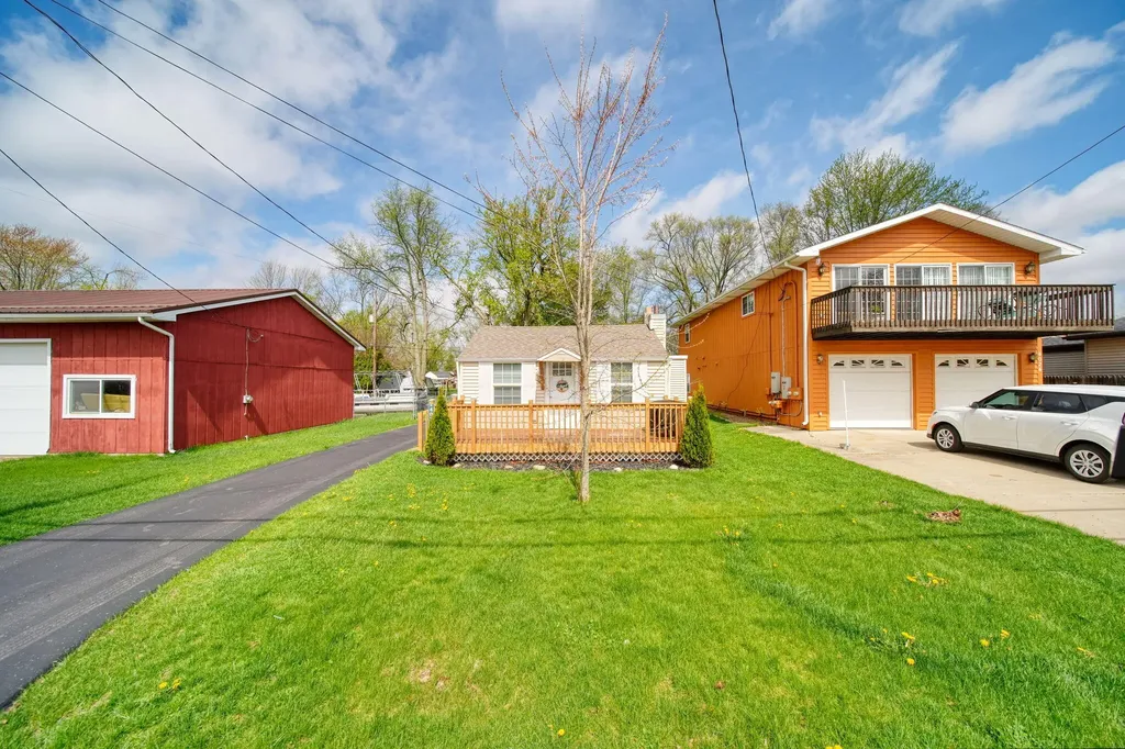 4026 Donnely Road Leoni Township MI 49201