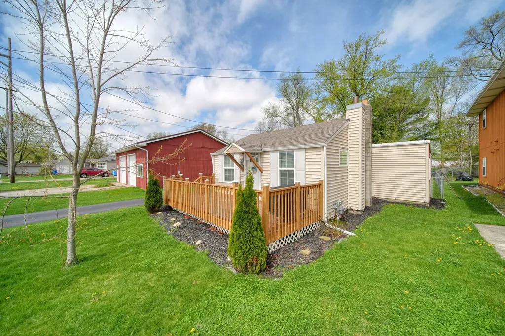 4026 Donnely Road Leoni Township MI 49201