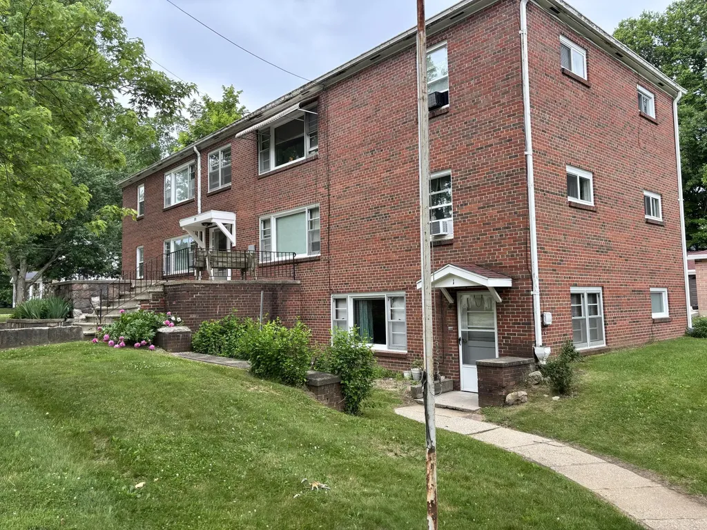 190 Maple Street Concord Village MI 49237