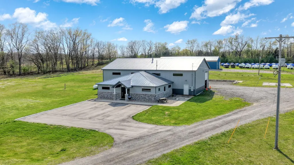 9486 S Meridian Road Unknown City MI 49234