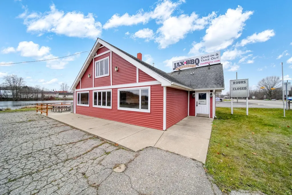 107 E Jackson Road Concord Village MI 49237