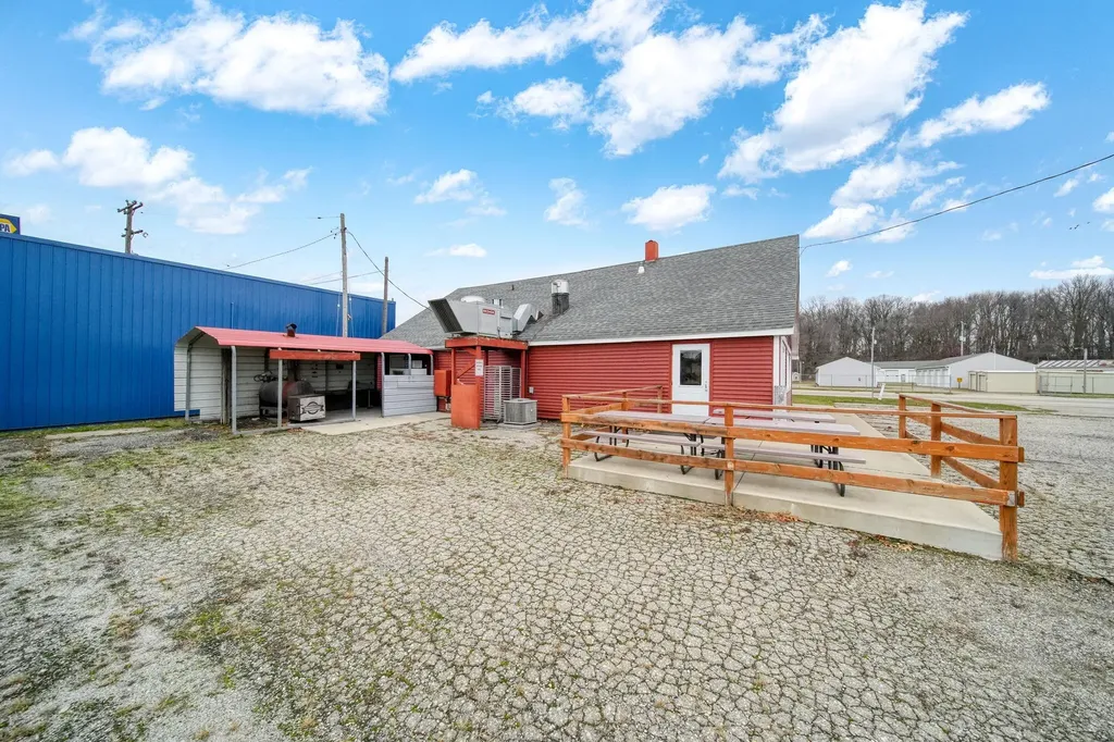 107 E Jackson Road Concord Village MI 49237