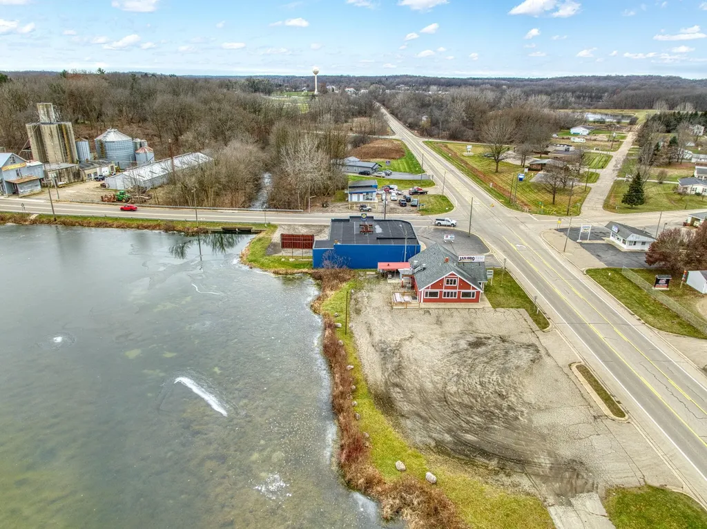 107 E Jackson Road Concord Village MI 49237