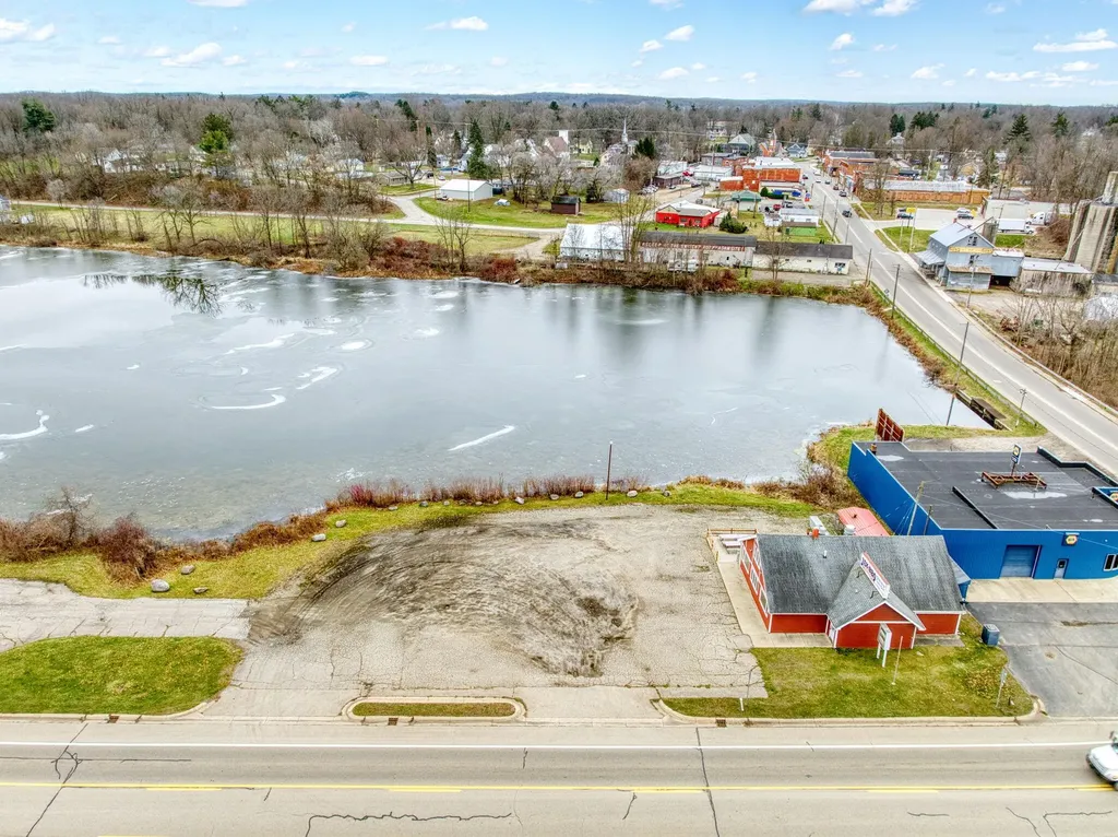 107 E Jackson Road Concord Village MI 49237