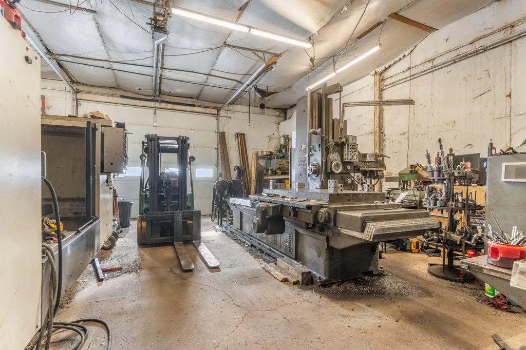 5010 S M-106 Stockbridge Township MI 49285