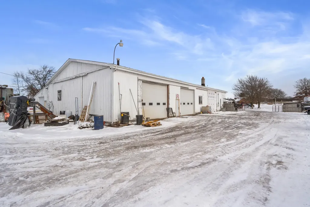 5010 S M-106 Stockbridge Township MI 49285