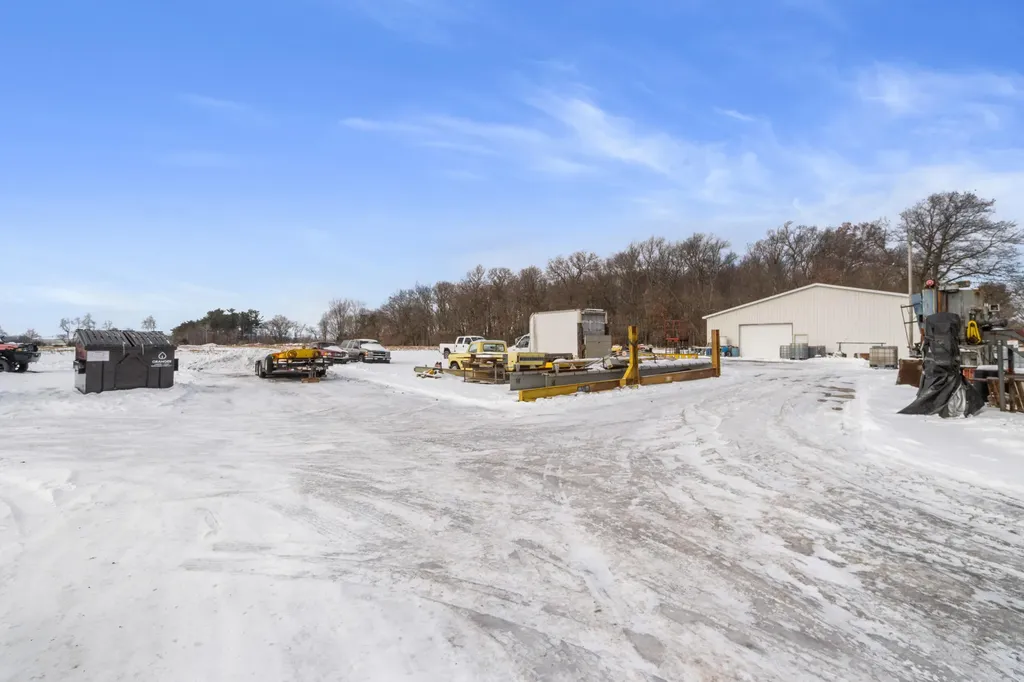 5010 S M-106 Stockbridge Township MI 49285