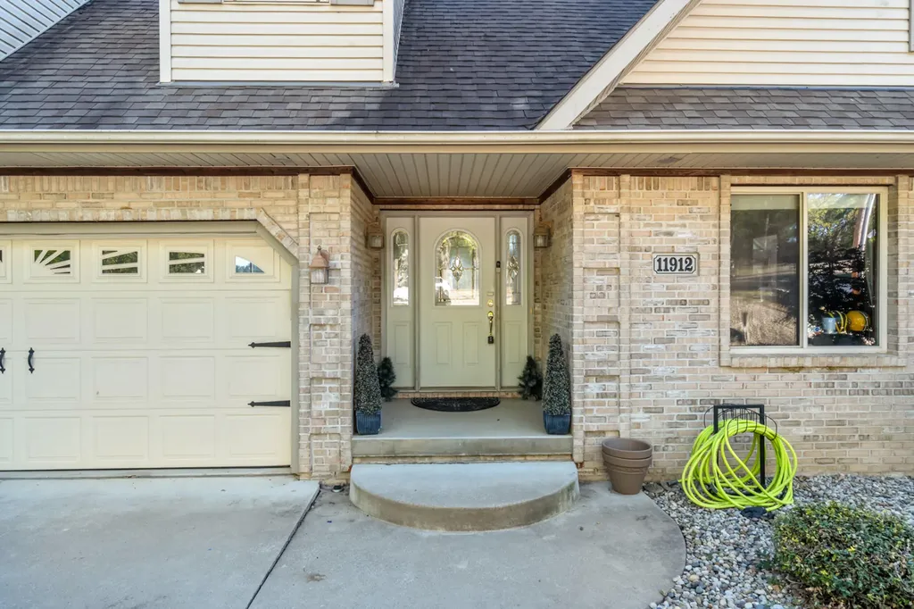 11912 N Waldron Road Somerset Township MI 49249
