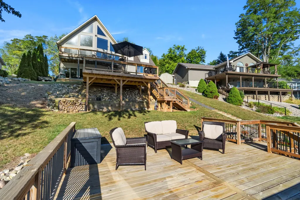 11912 N Waldron Road Somerset Township MI 49249