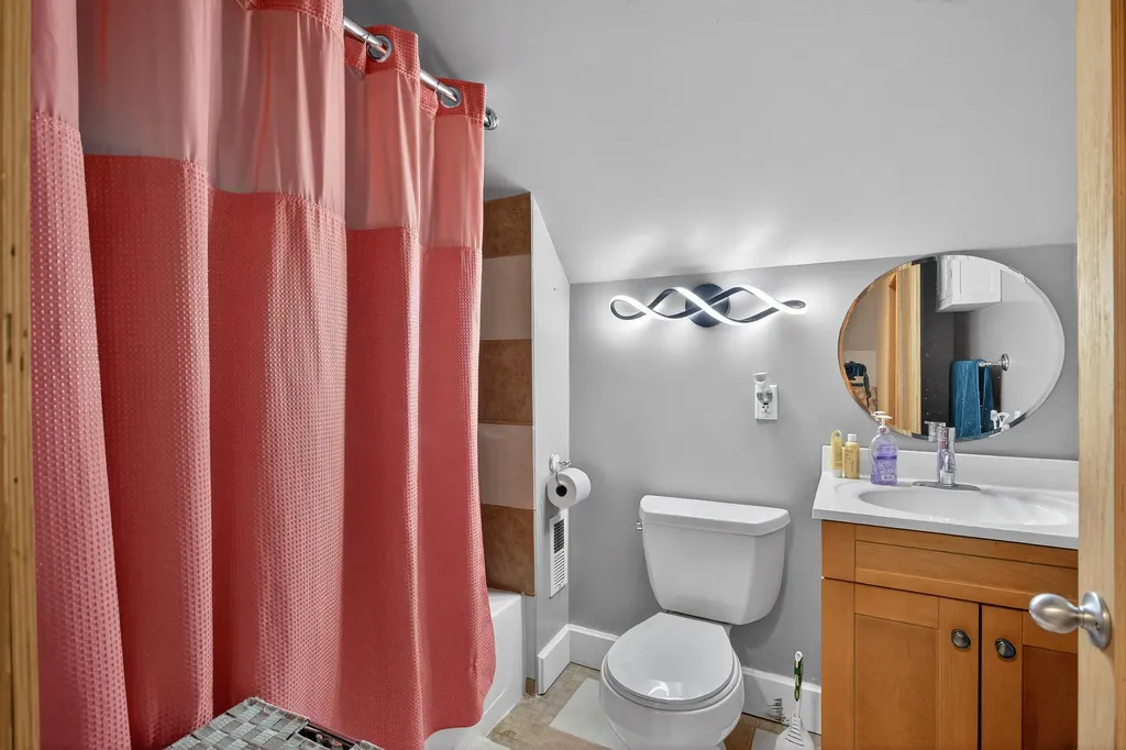 129 Kathy Lane Columbia Township MI 49230