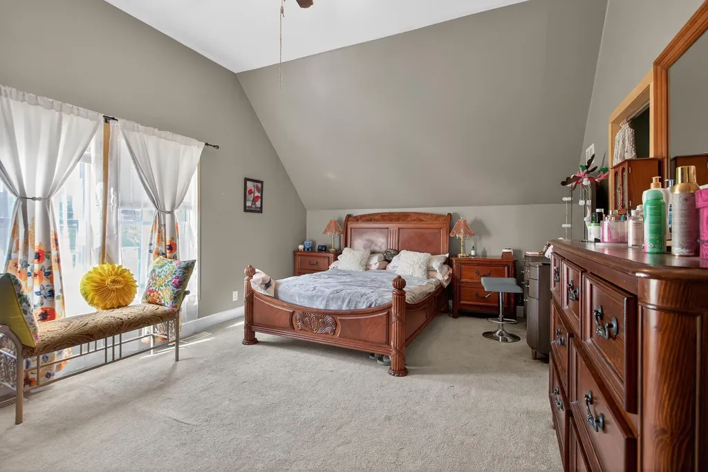 129 Kathy Lane Columbia Township MI 49230