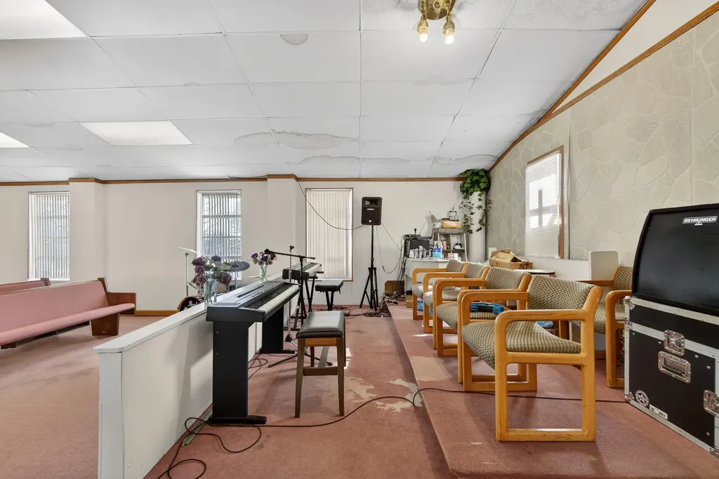 345 E High Street Jackson City MI 49203