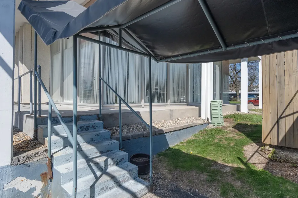 715 W Michigan Avenue Jackson City MI 49201
