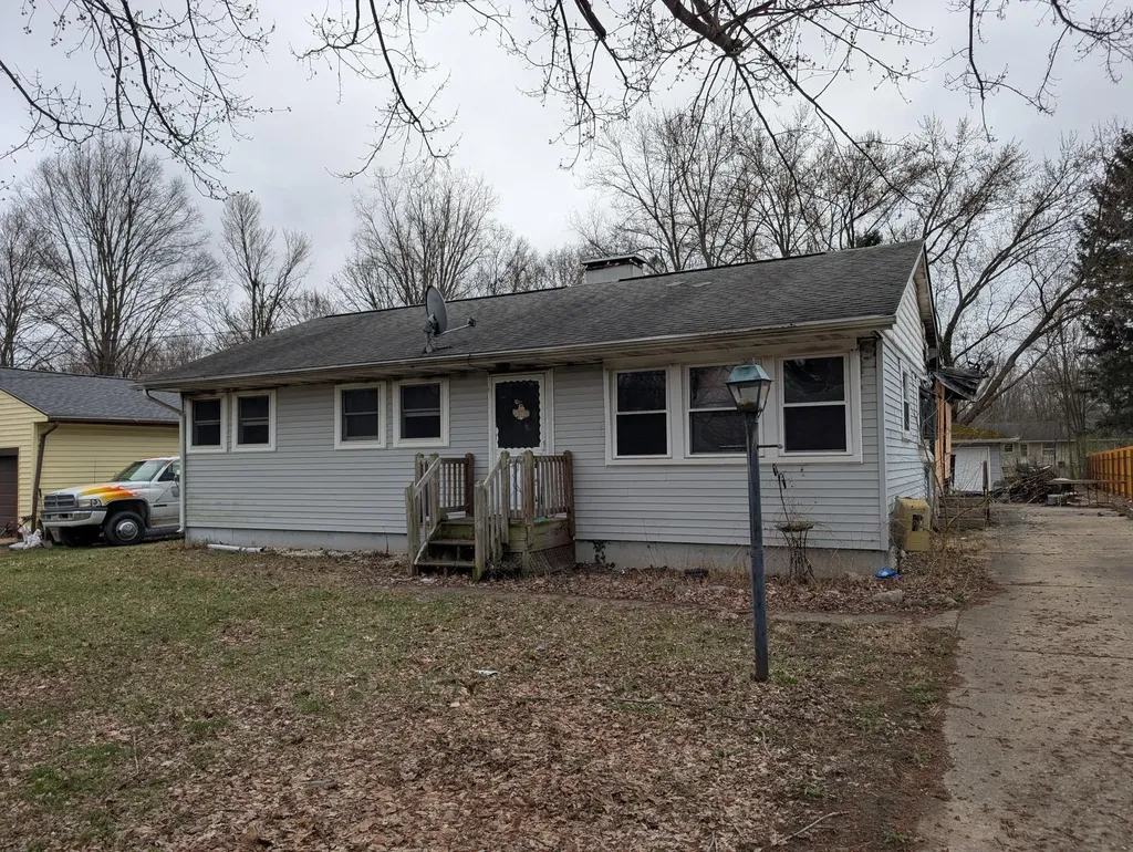 109 Bradley Drive Blackman Charter Township MI 49201