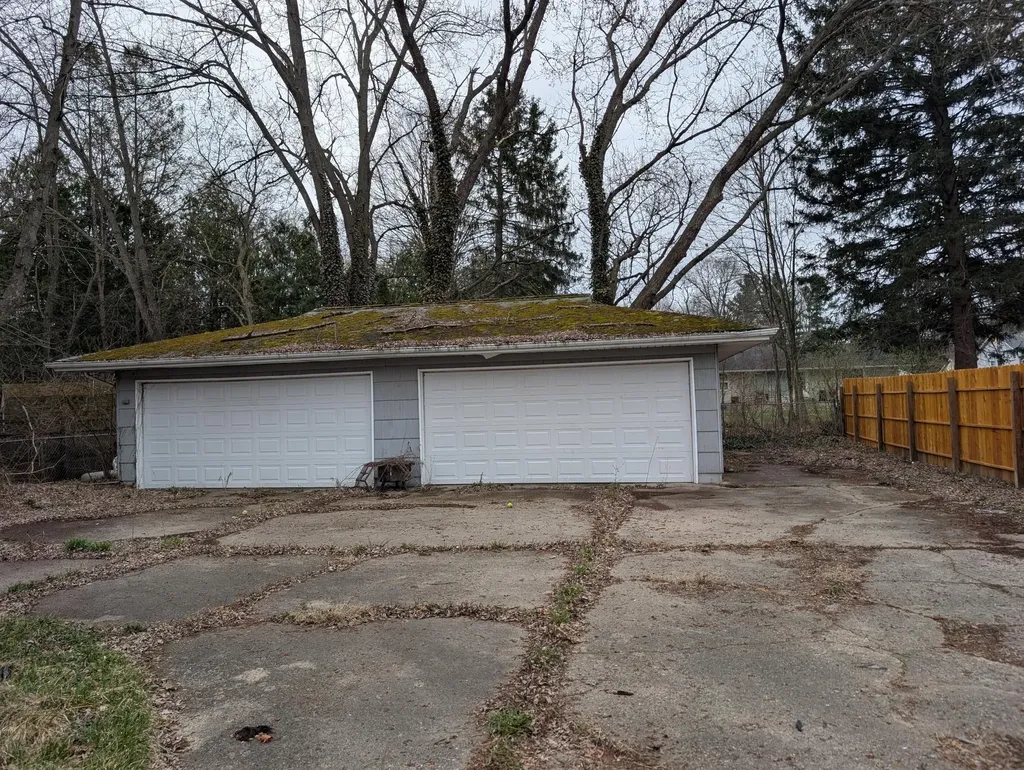 109 Bradley Drive Blackman Charter Township MI 49201
