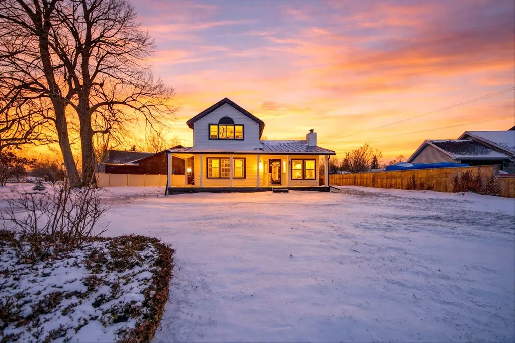 210 W Grove Avenue Leoni Township MI 49254