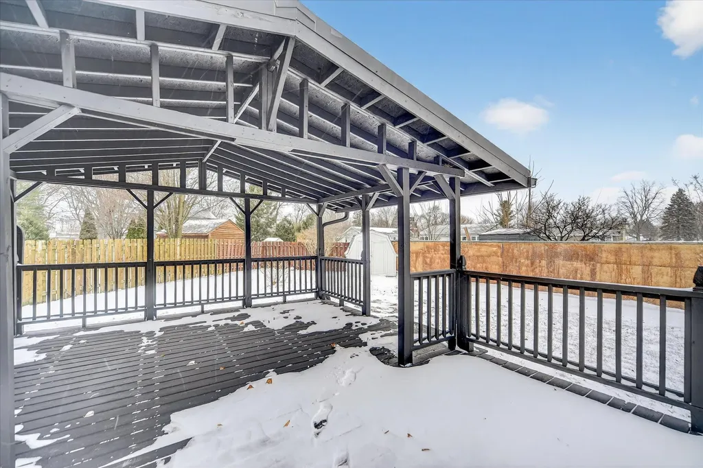 210 W Grove Avenue Leoni Township MI 49254