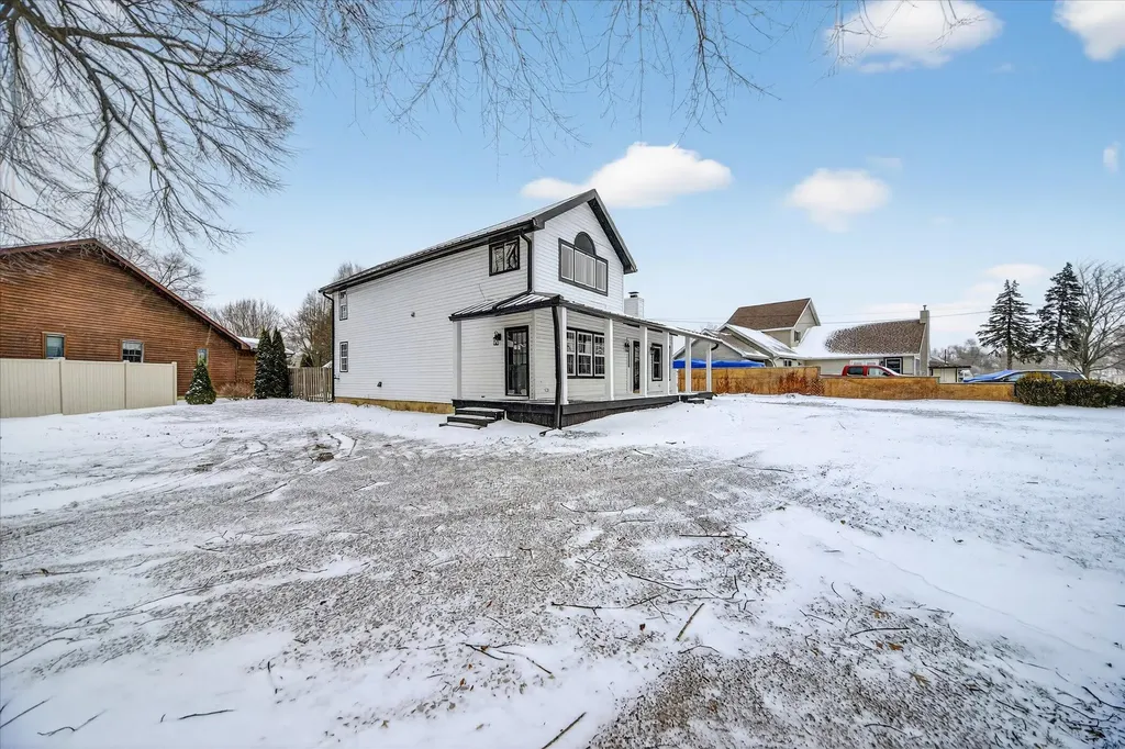 210 W Grove Avenue Leoni Township MI 49254