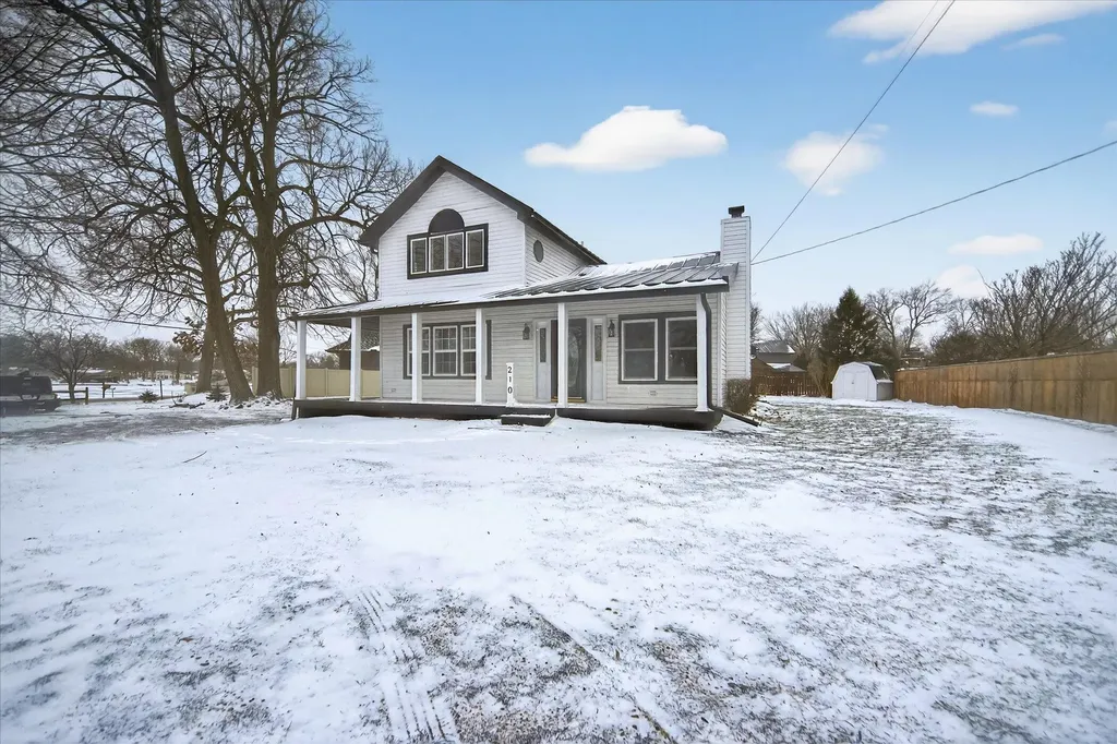 210 W Grove Avenue Leoni Township MI 49254