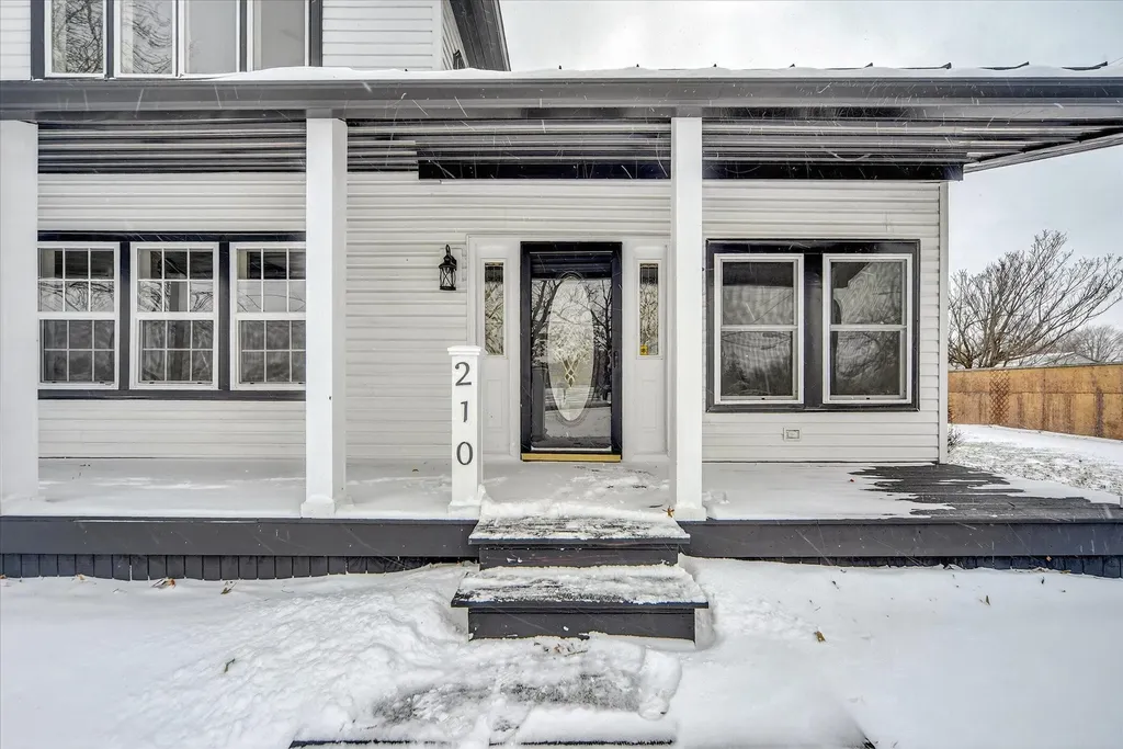 210 W Grove Avenue Leoni Township MI 49254
