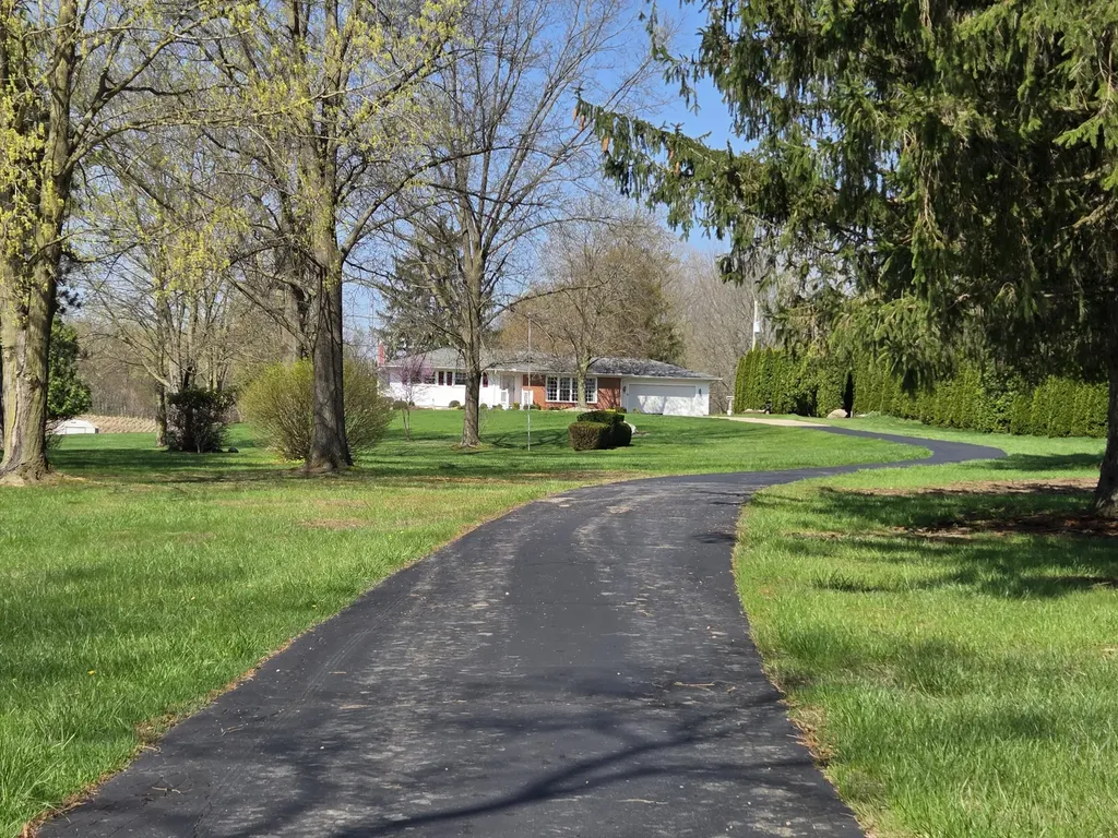 2770 N Dearing Road Parma Township MI 49269