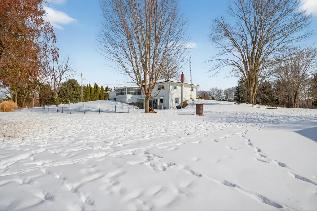 2770 N Dearing Road Parma Township MI 49269