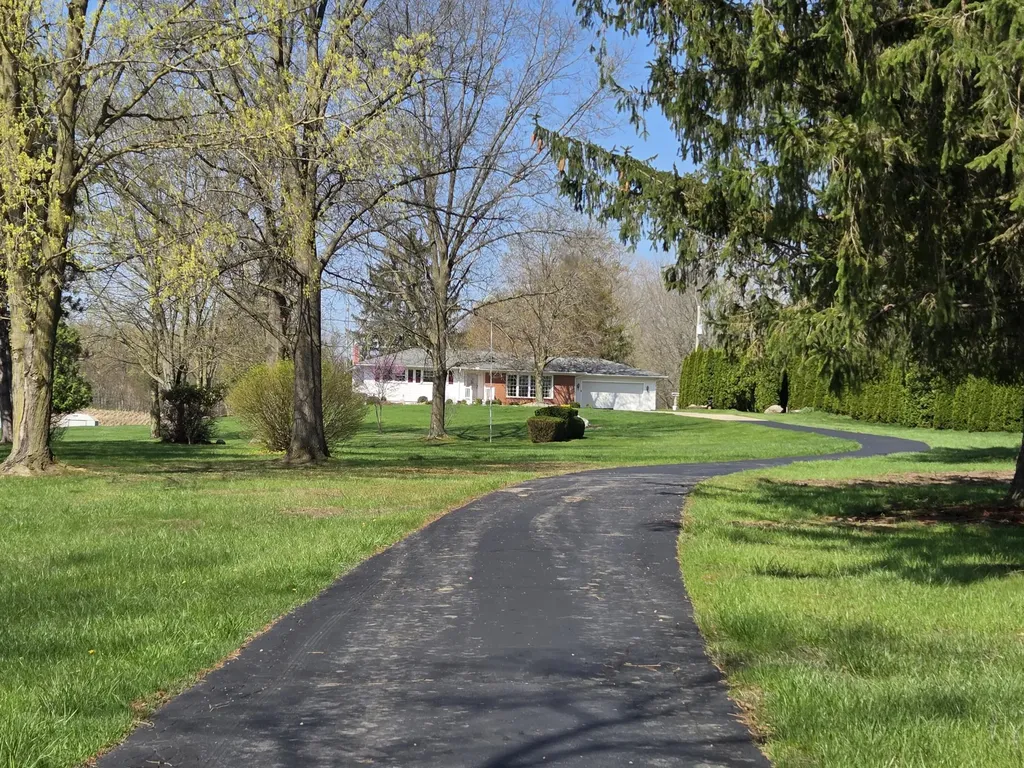 2770 N Dearing Road Parma Township MI 49269