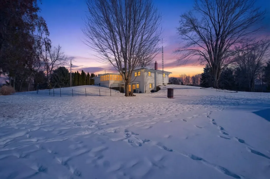 2770 N Dearing Road Parma Township MI 49269