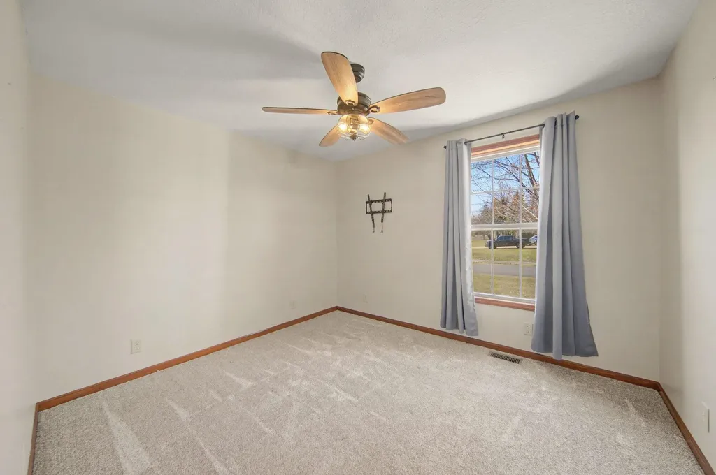 115 Sussex Place Columbia Township MI 49230