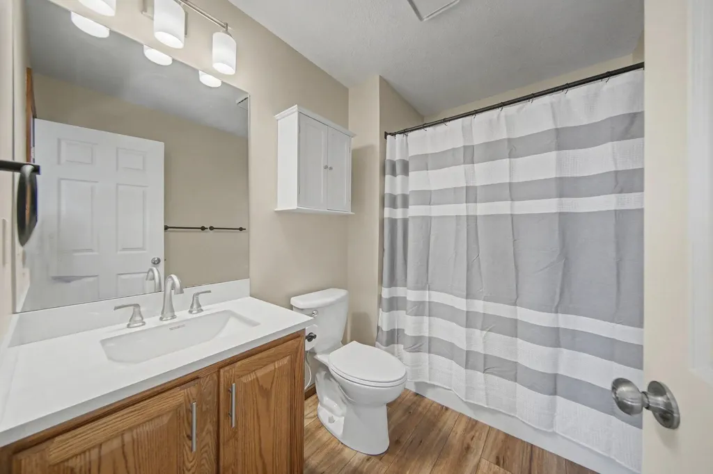 115 Sussex Place Columbia Township MI 49230