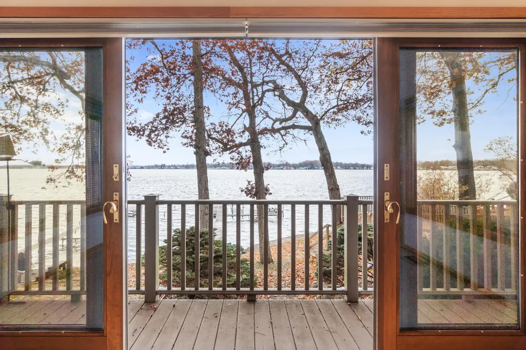 4276 Echo Cove Woodstock Township MI 49253