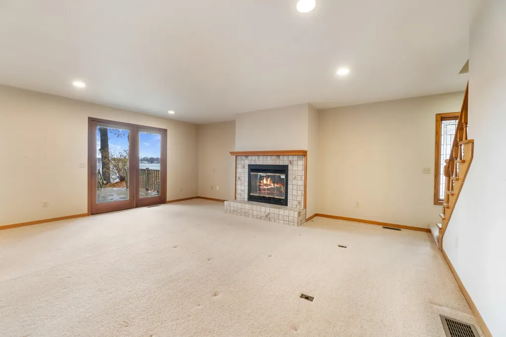4276 Echo Cove Woodstock Township MI 49253