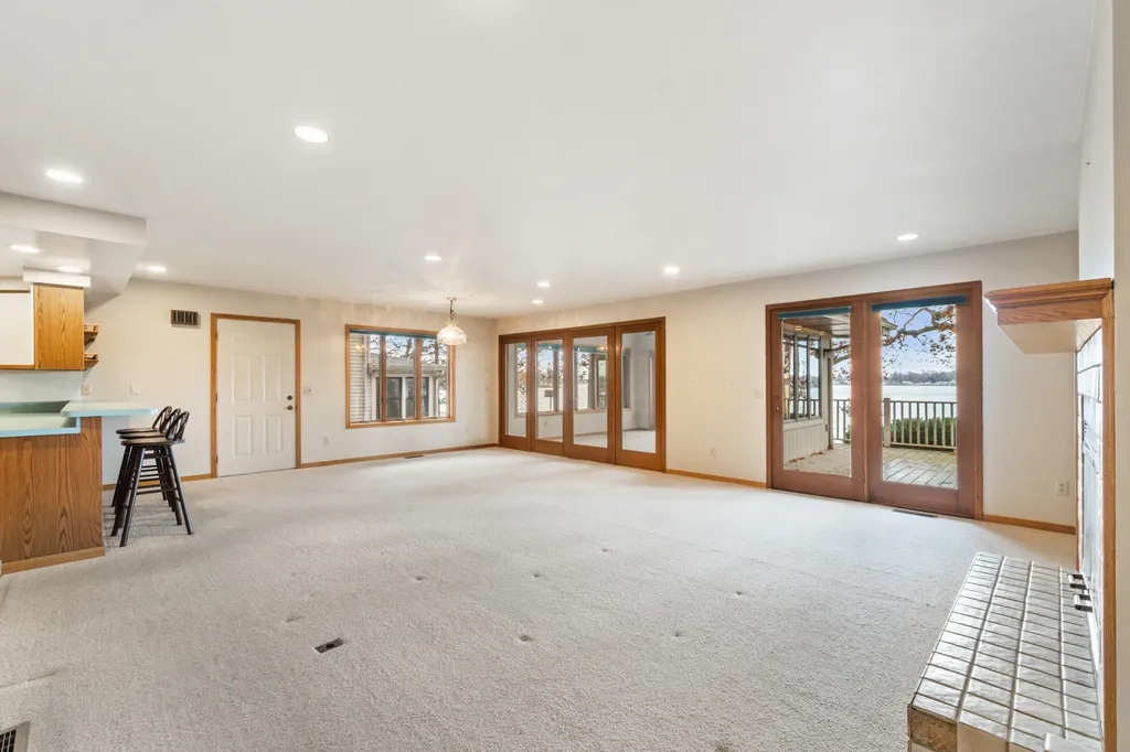 4276 Echo Cove Woodstock Township MI 49253