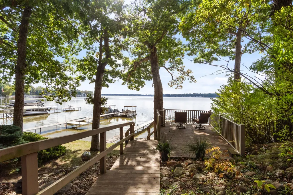 4276 Echo Cove Woodstock Township MI 49253