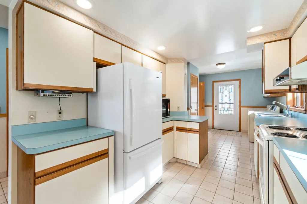 4276 Echo Cove Woodstock Township MI 49253