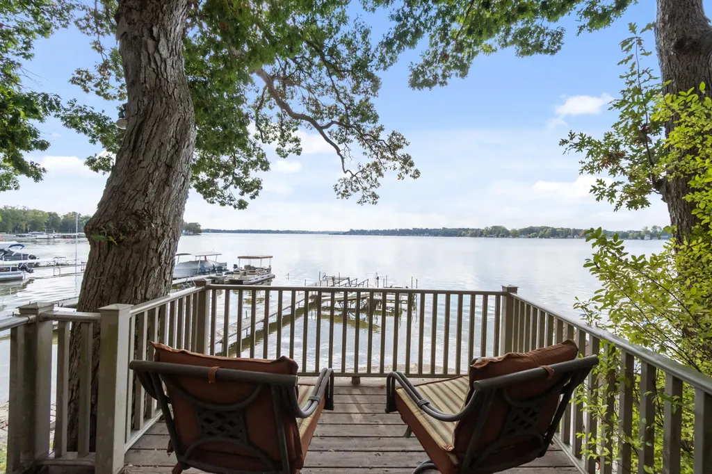 4276 Echo Cove Woodstock Township MI 49253