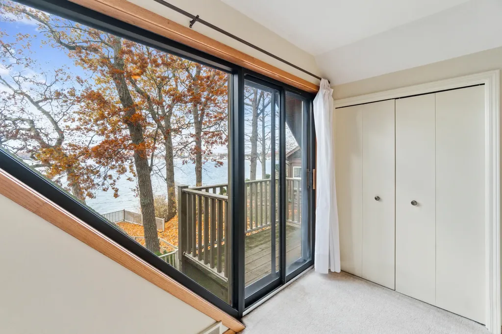 4276 Echo Cove Woodstock Township MI 49253
