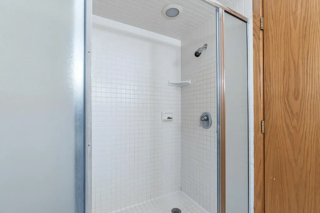 4276 Echo Cove Woodstock Township MI 49253