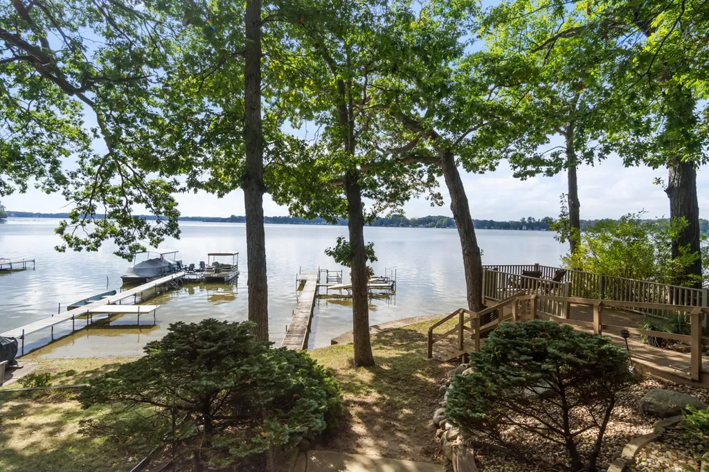 4276 Echo Cove Woodstock Township MI 49253